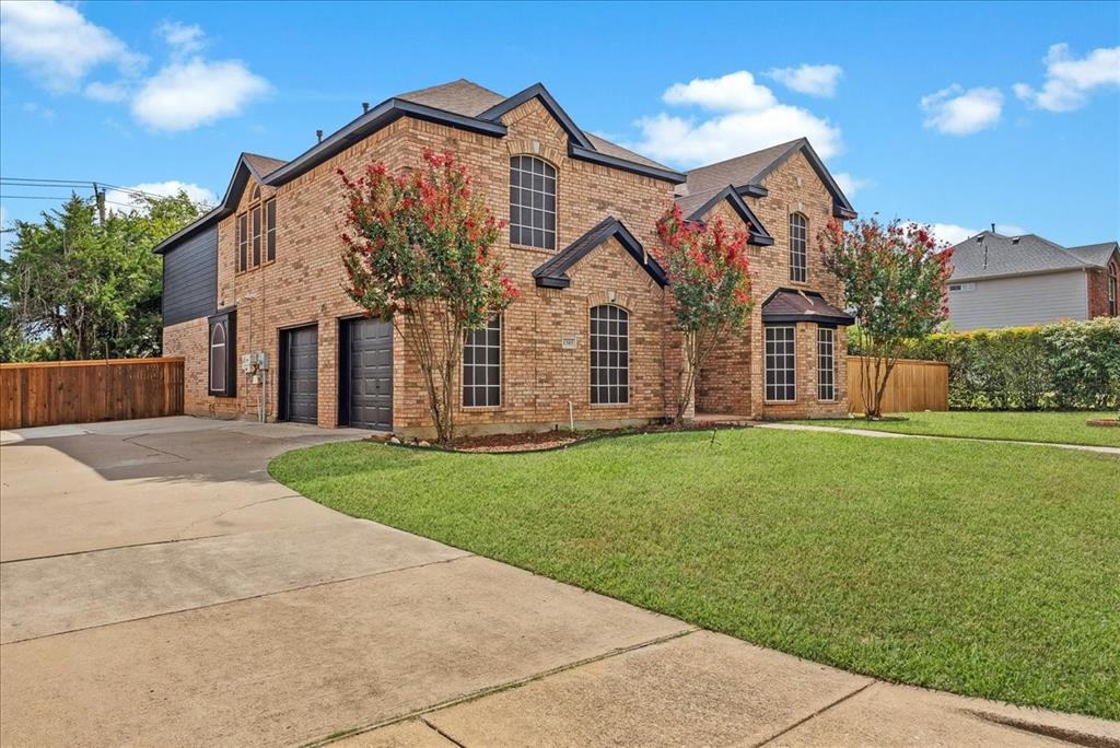 1305 Vistawood Drive