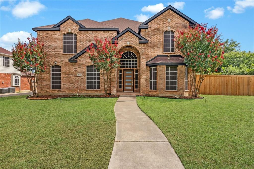 1305 Vistawood Drive