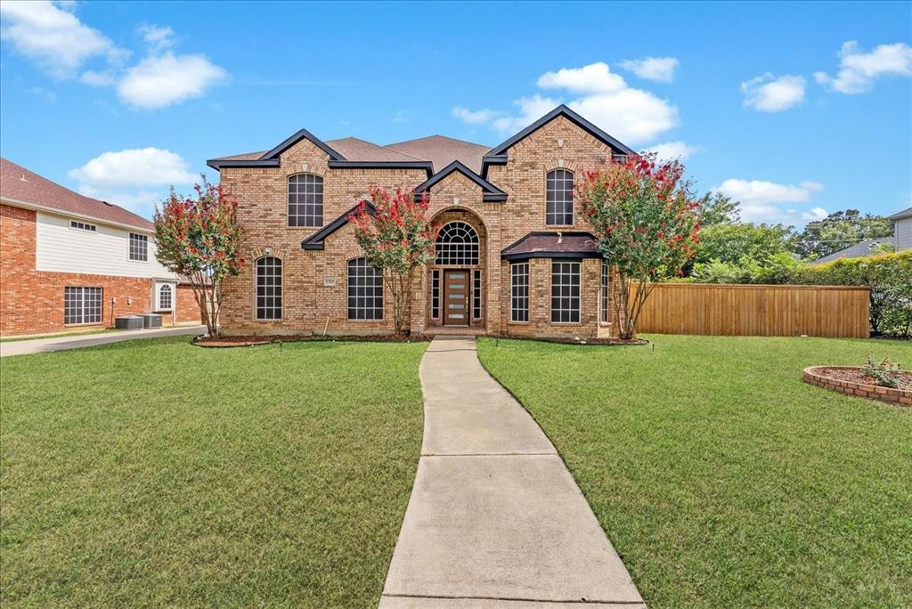 1305 Vistawood Drive