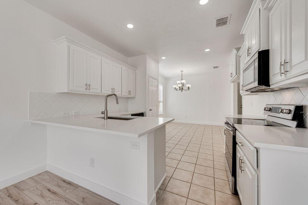 2640 Lake Ridge Drive