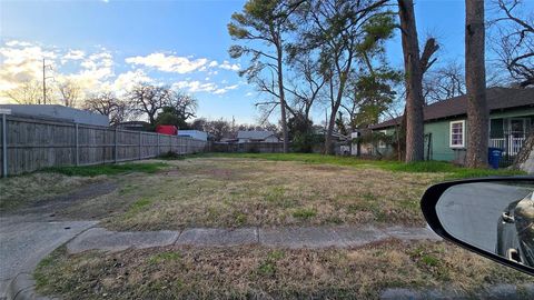 2815 Reed Lane Dallas TX 75215