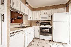 Preston Oaks Crossing Condos 01 & 02 - Residential