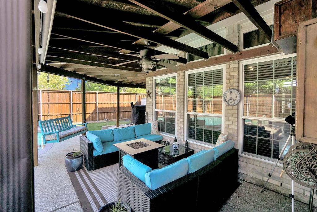 6111 N Arlington Drive N