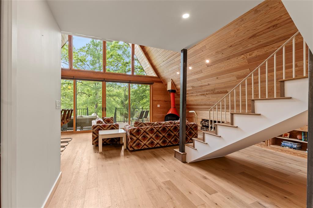 Point La Vista - Residential