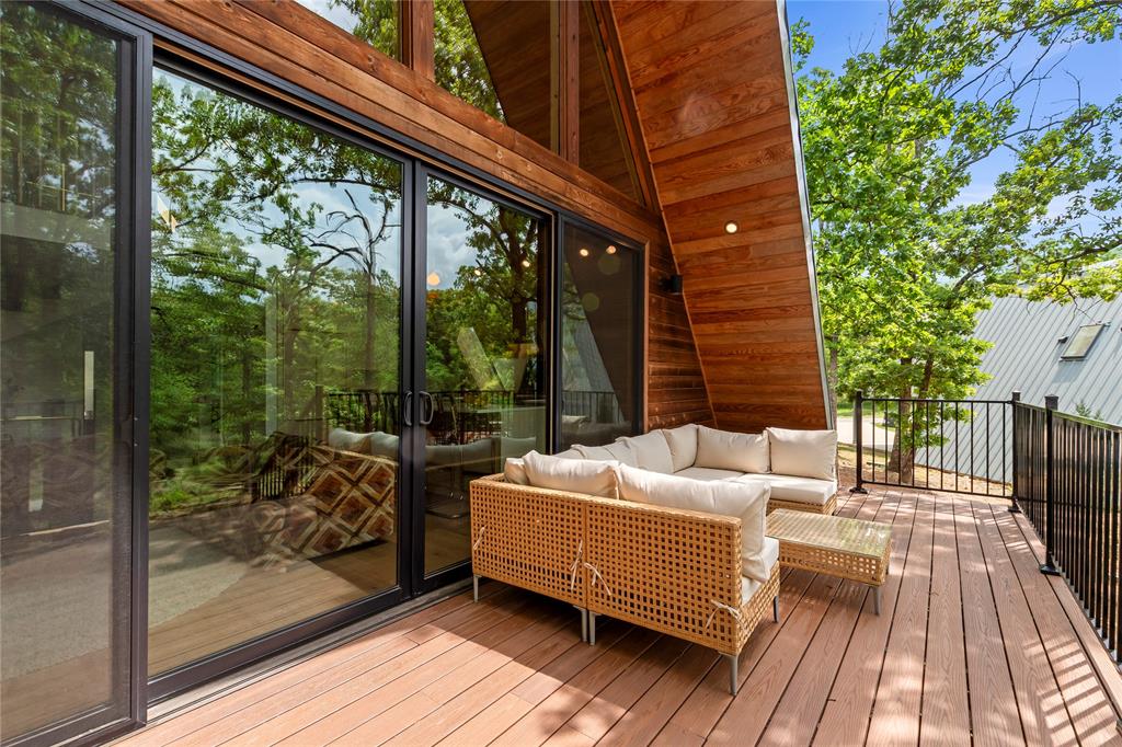 Point La Vista - Residential