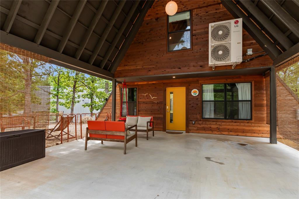 Point La Vista - Residential