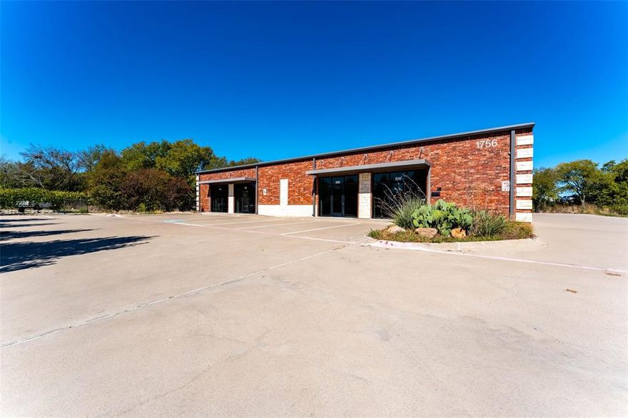 This 4,930 square-foot flex space is located directly on Highway 78 with over 33,284 vehicles per day via TXDot. The sites features office and warehouse with three private offices, restroom, break room, two 12x12 foot grade level doors, and 13 parking spaces. The property is zoned Commercial District and includes 1,000 amps of electricity, perfect for E-Commerce or service industries (Plumbers, HVAC, Electricians, etc). Surrounding retailers include Walmart Supercenter, Dollar Tree, Wylie Auto Wash, and many more.