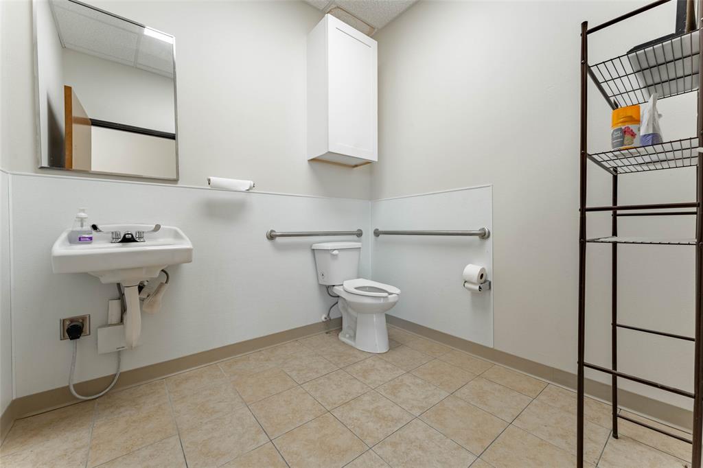 Trout-78 Add - Commercial Lease