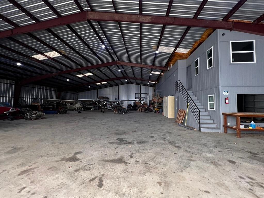 Aero Country Airport - Residential