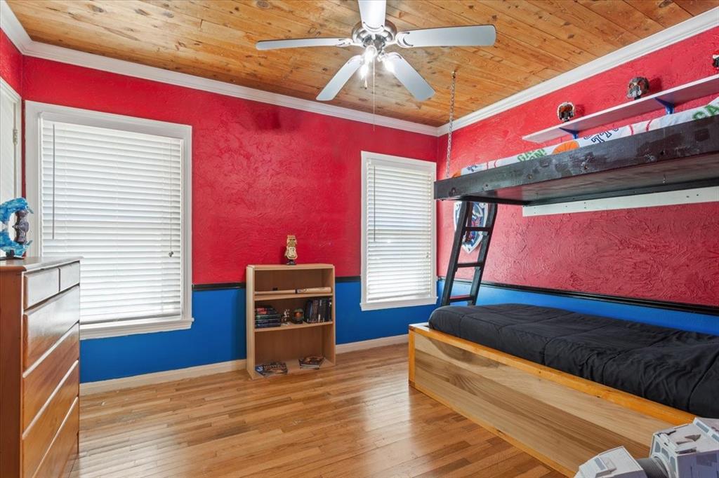 Davis E S Tr - Residential