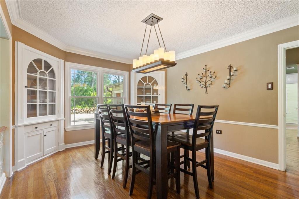 Davis E S Tr - Residential