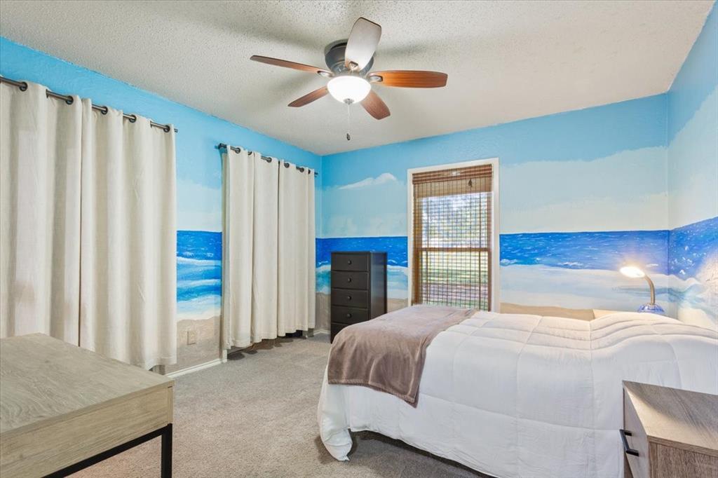 Davis E S Tr - Residential