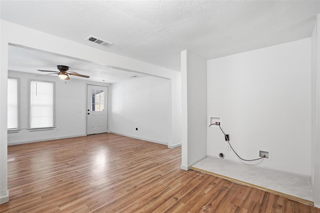 Richard 02 - Residential