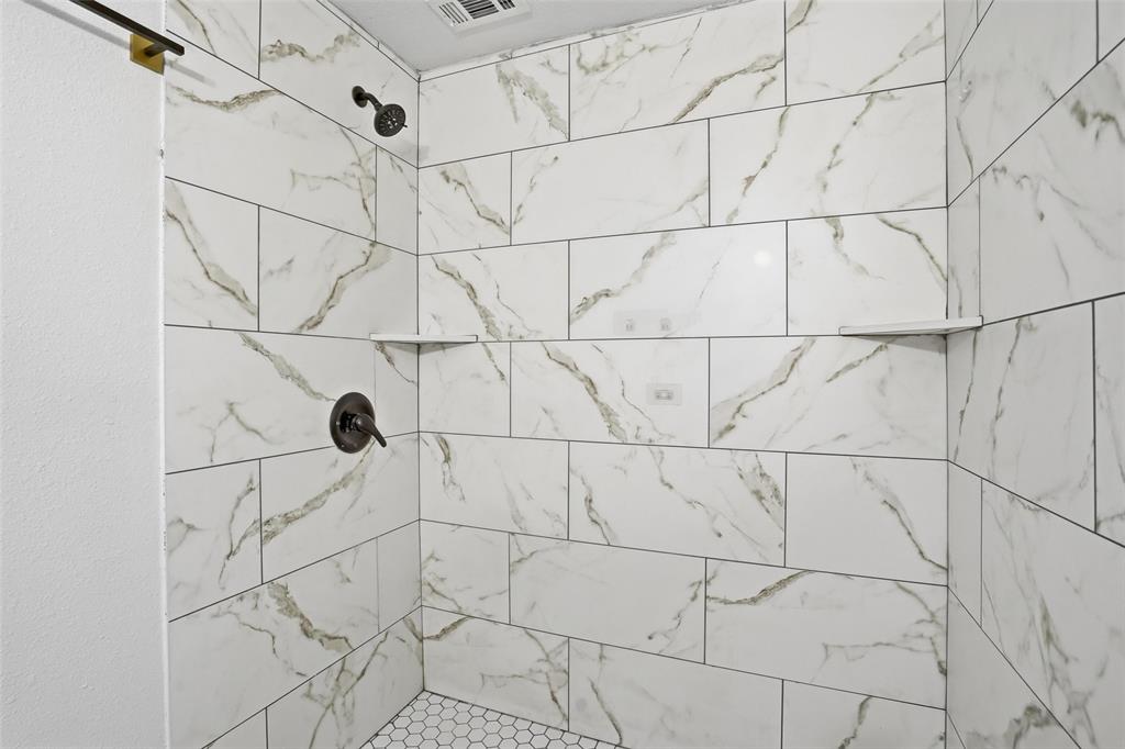 Richard 02 - Residential