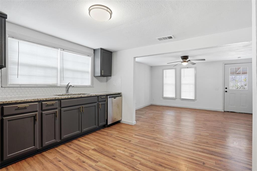 Richard 02 - Residential