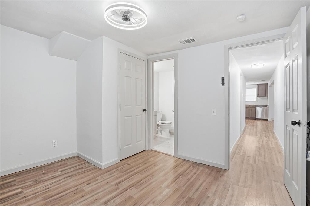 Richard 02 - Residential