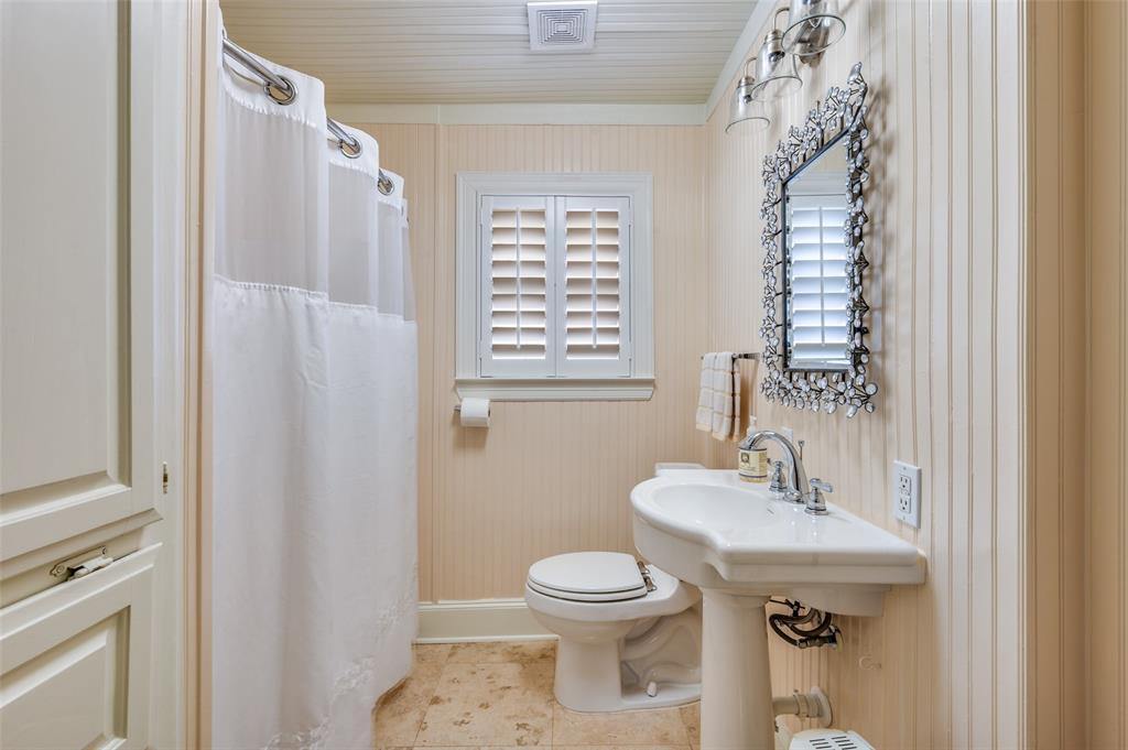 Matthews A 0688 Acres 3.98 - Residential