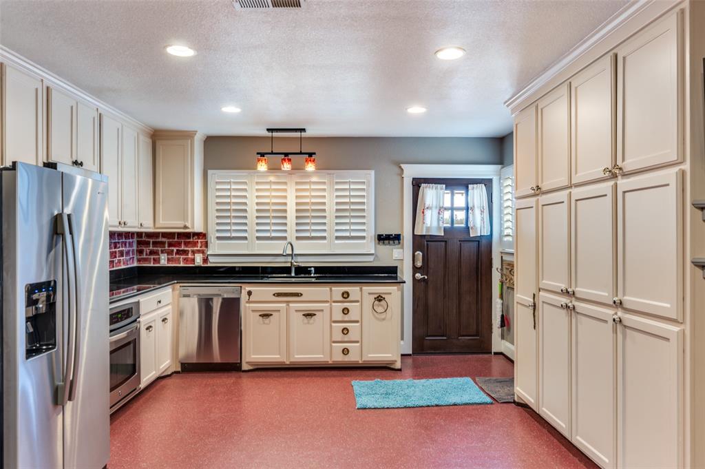 Matthews A 0688 Acres 3.98 - Residential