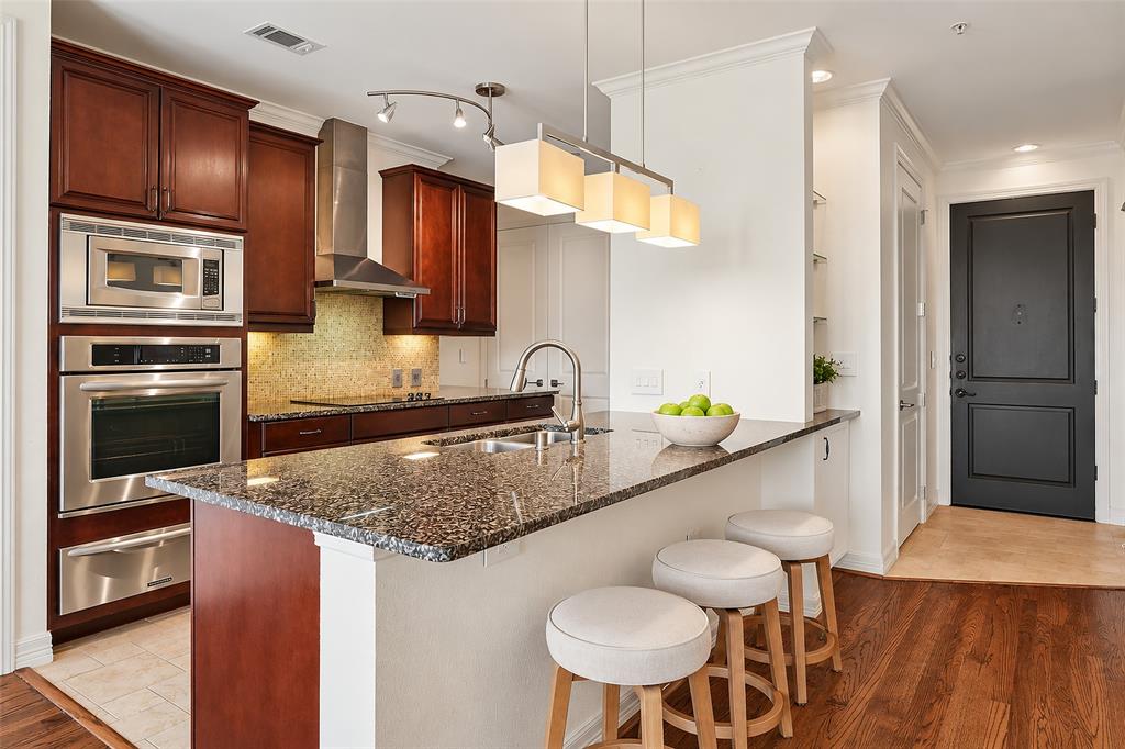 8616 Turtle Creek Boulevard 323