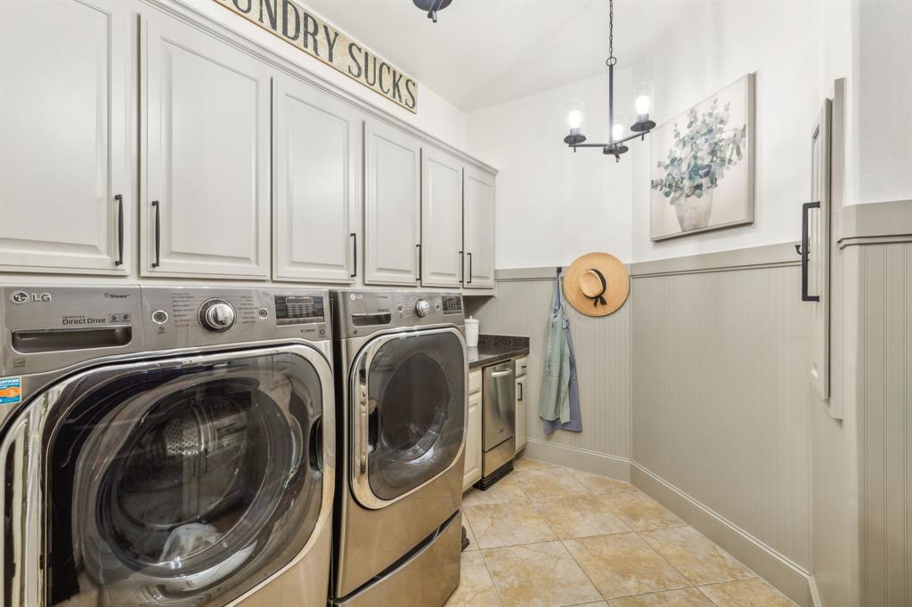 Waters Edge At Hogans Glen Ph - Residential