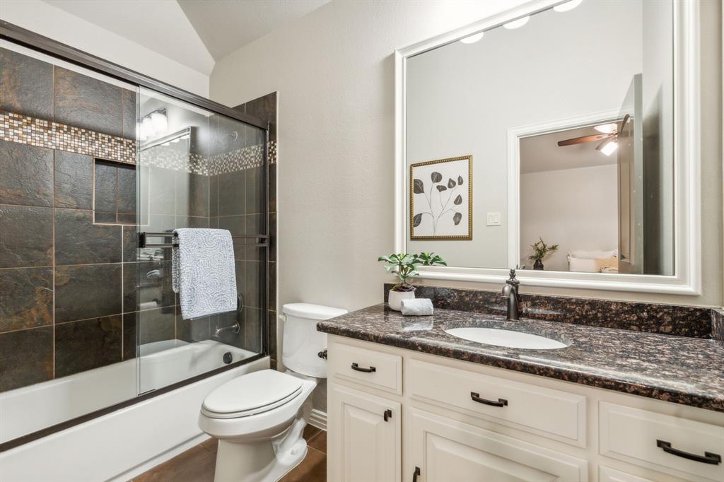 Waters Edge At Hogans Glen Ph - Residential