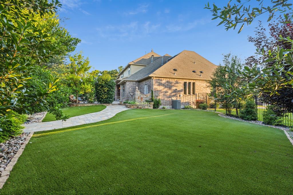 Waters Edge At Hogans Glen Ph - Residential