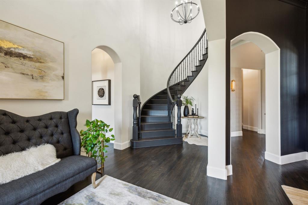 Waters Edge At Hogans Glen Ph - Residential