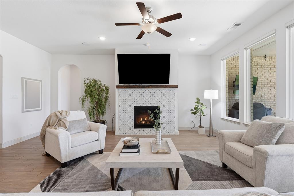 12140 Indian Creek Drive