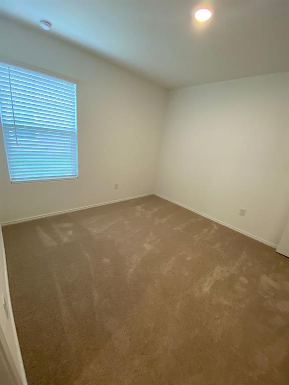 HONEY CREEK ADDITION - Residential Lease