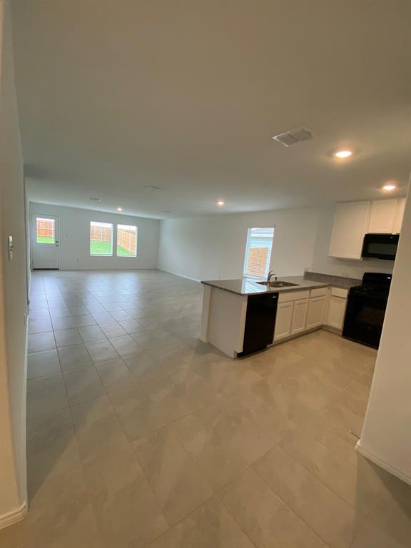 HONEY CREEK ADDITION - Residential Lease