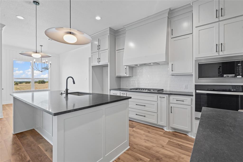 Lanzara Estates - Residential