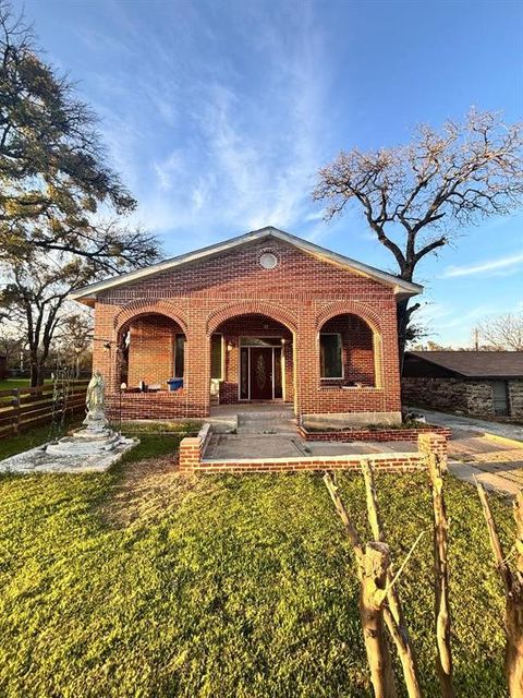 Photo of 7508 Foster Drive, Lake Worth, TX 76135 (MLS # 21203322)