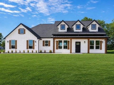Photo of 2390 County Road 1112, Farmersville, TX 75442 (MLS # 21405034)