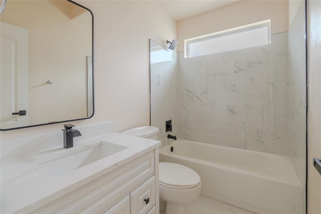 Lake Country Estates Add - Residential