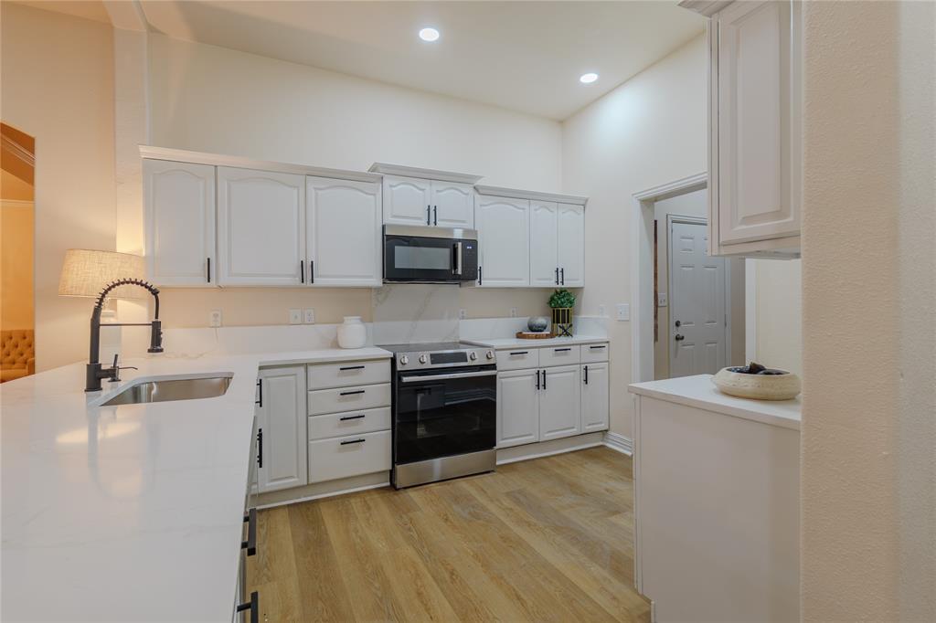 Lake Country Estates Add - Residential