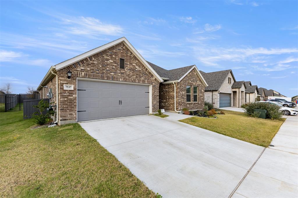 7537 Prairie Holly Lane