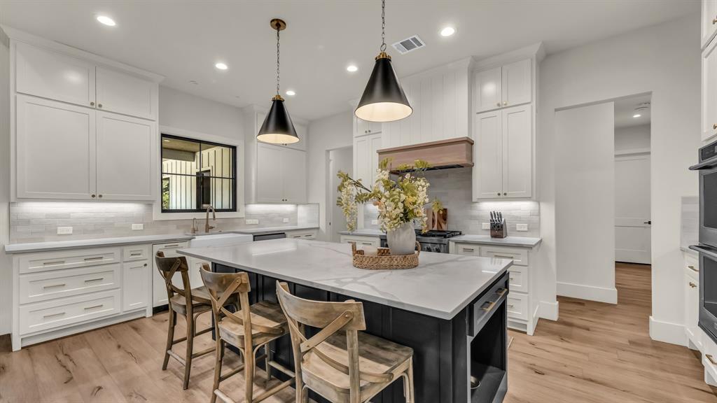 SaddleCrest Estates - Residential