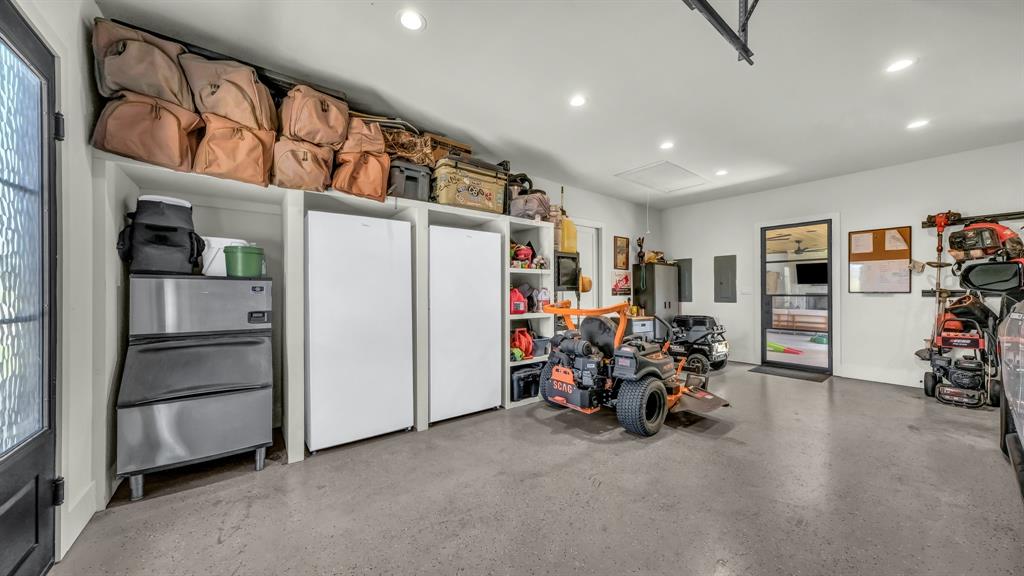 SaddleCrest Estates - Residential