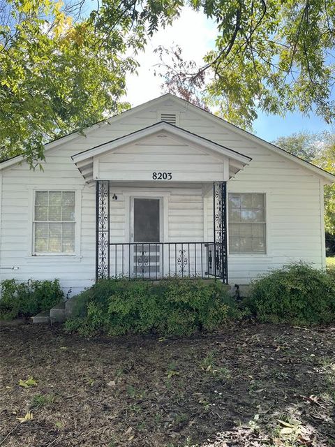 8203 Delmar Street White Settlement TX 76108