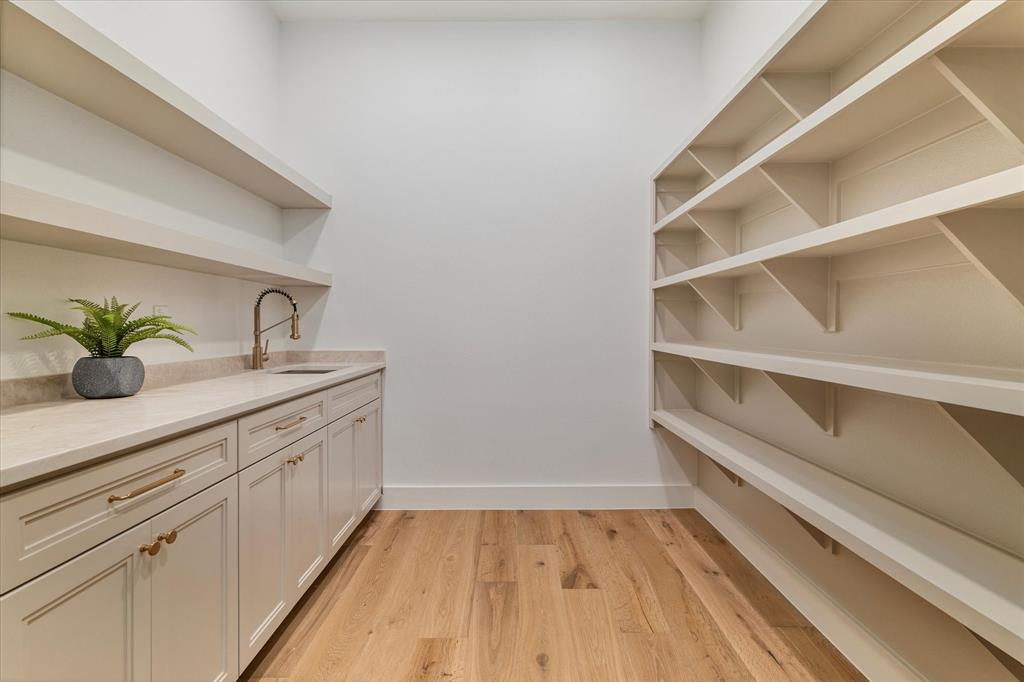 J J Freshour Surv Abs # 521 - Residential