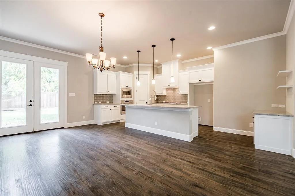 3 W Anderson - Residential