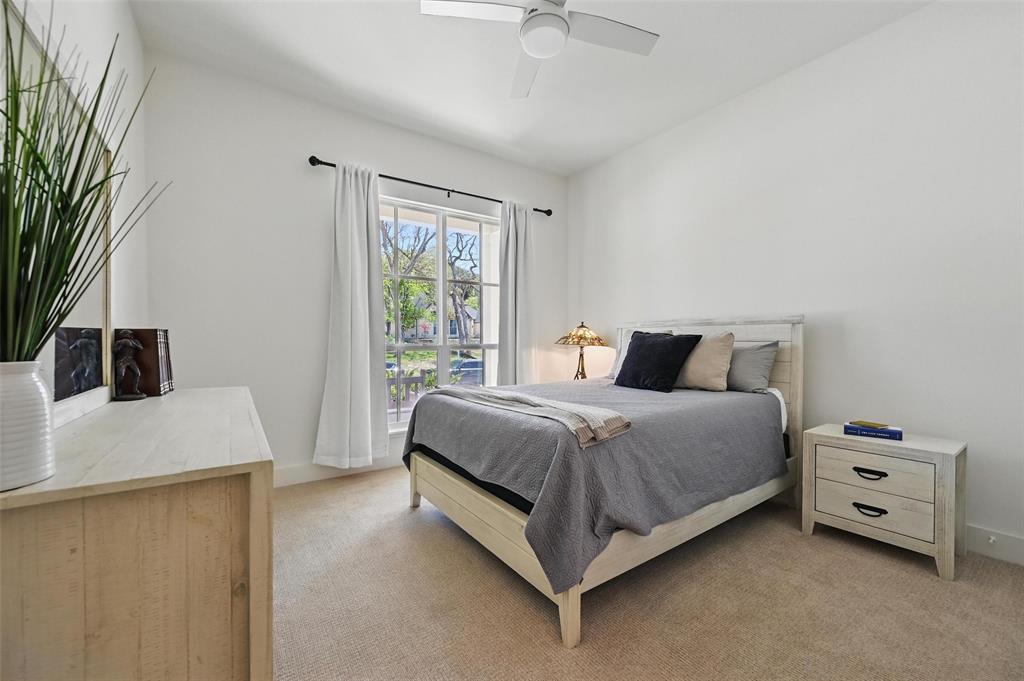 1109 Mountain View Drive