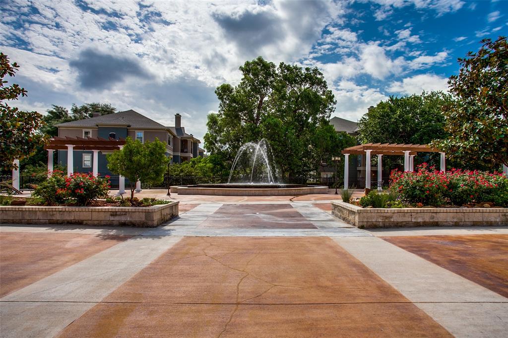 Piazza Siena Condominiums - Residential