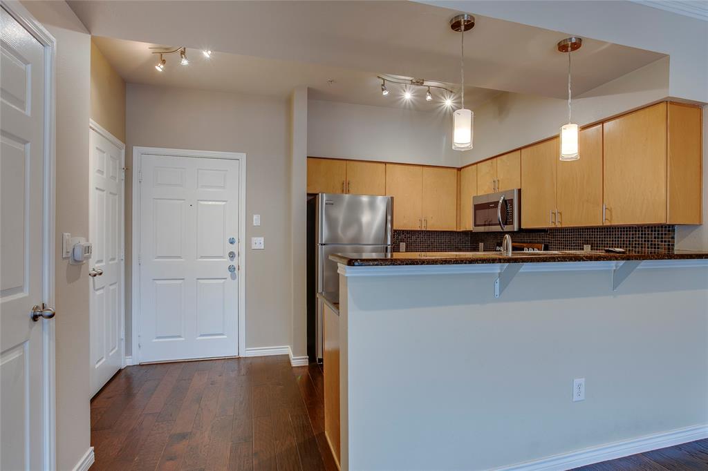 Piazza Siena Condominiums - Residential