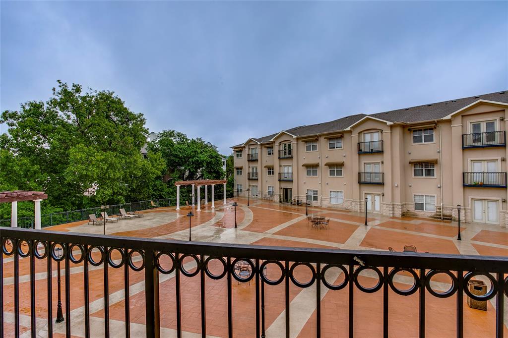 Piazza Siena Condominiums - Residential