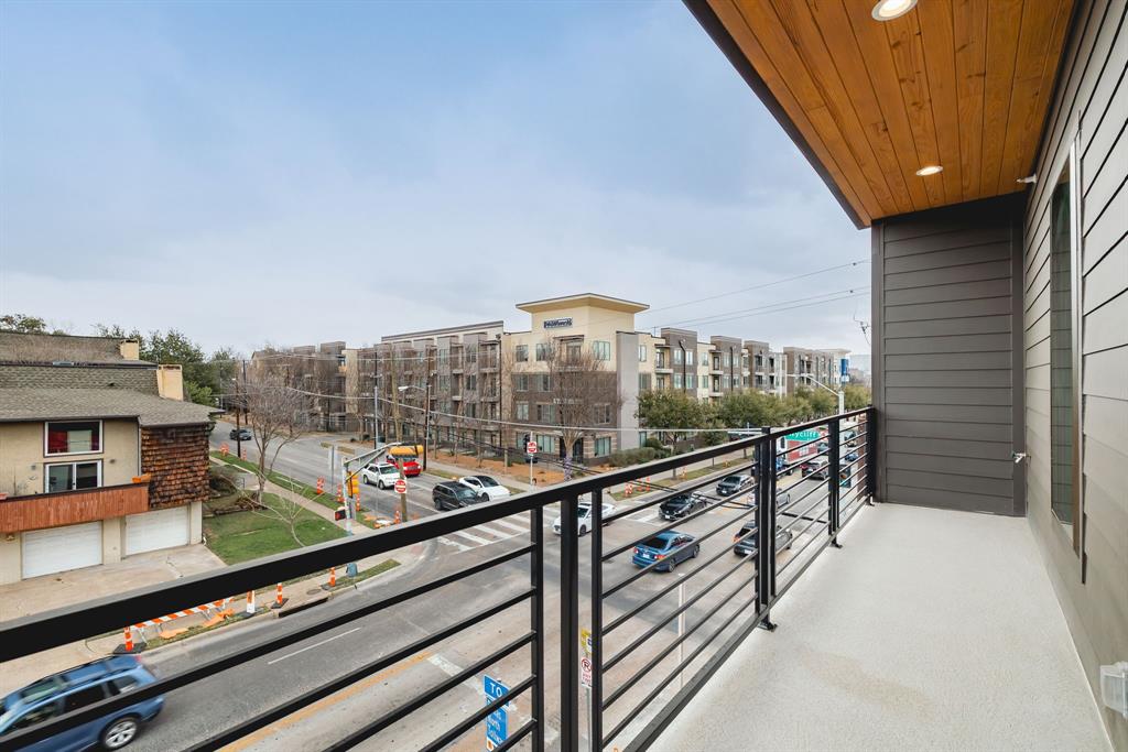 Cedar Springs Townhomes - Residential