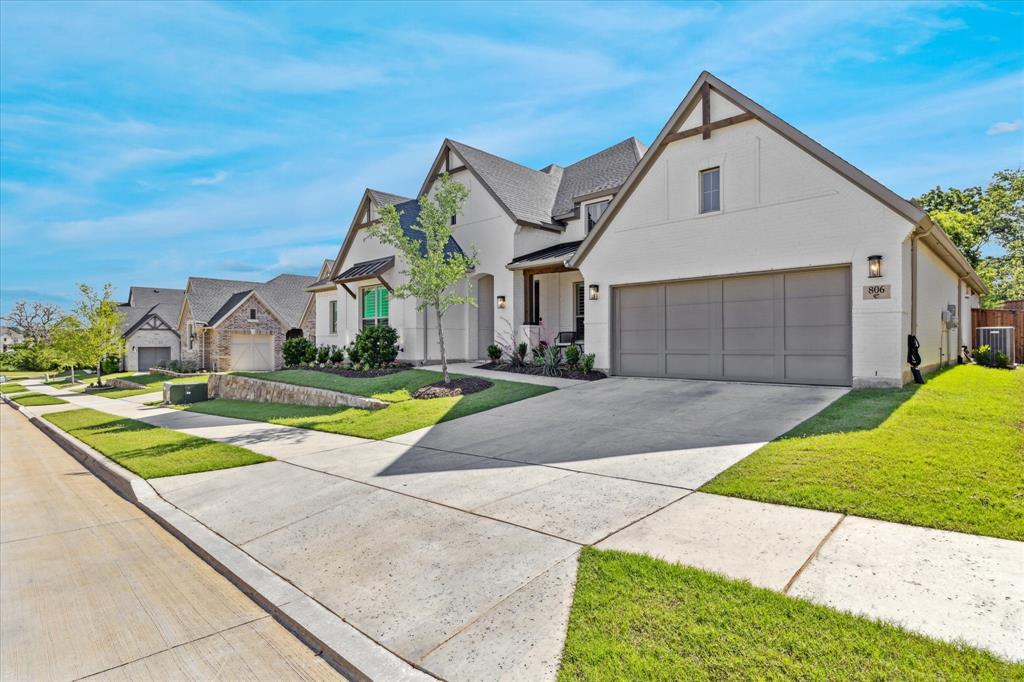 806 Placid Way