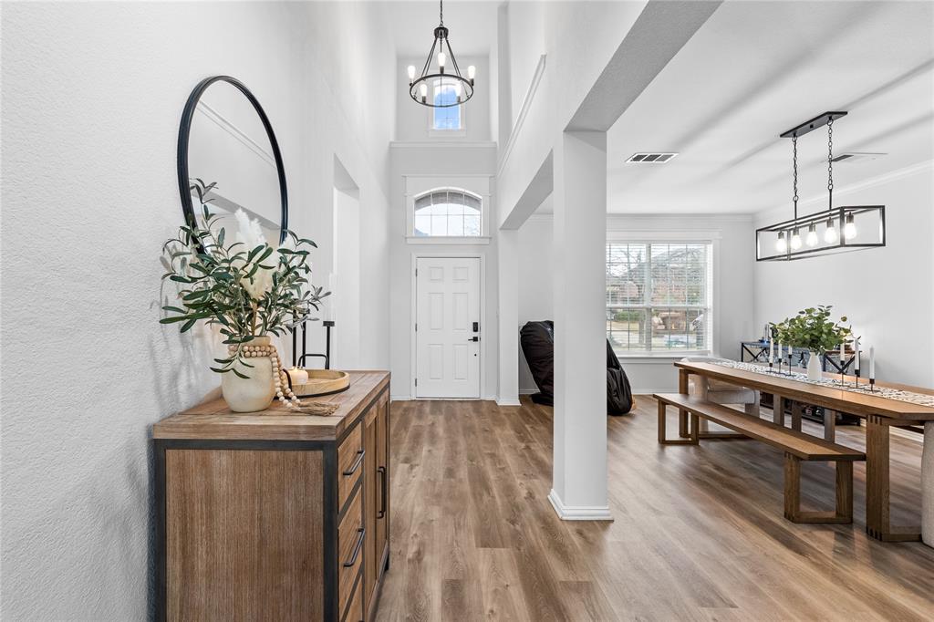 537 Darlington Trail