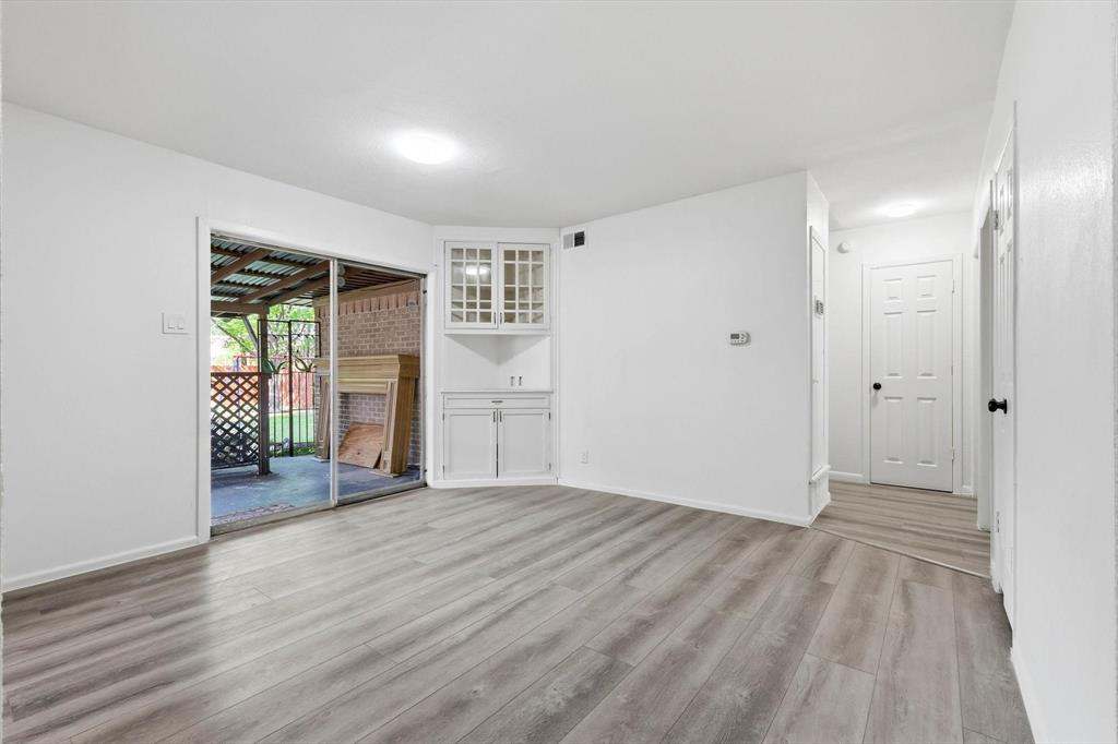 Cloverdale 06 - Residential