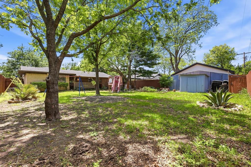 Cloverdale 06 - Residential